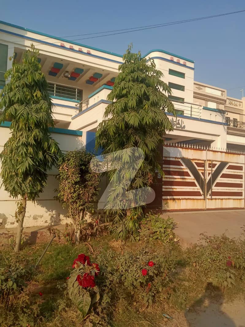 Spacious Upper Portion Is Available In Farid Town For rent