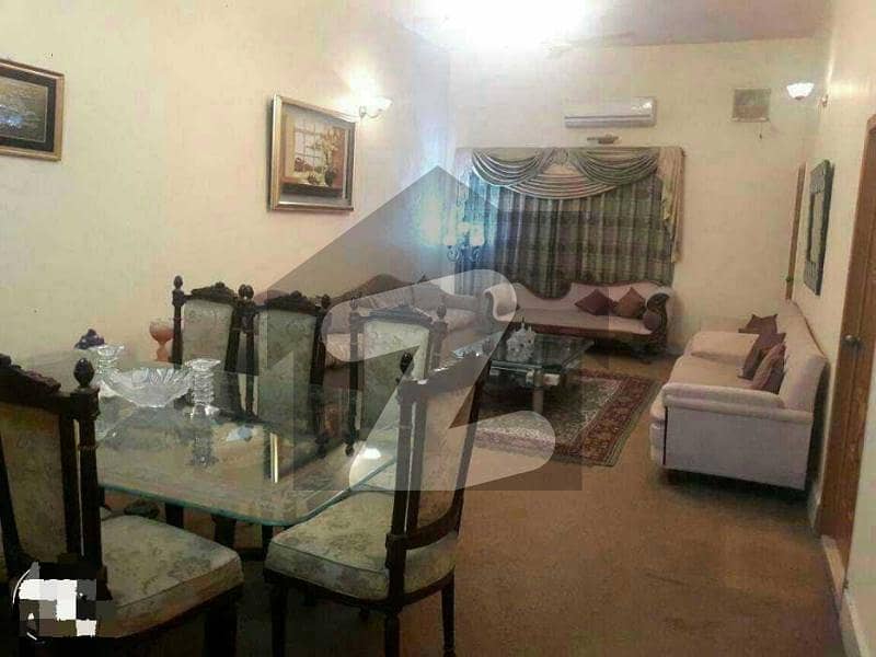 ڈیوس روڈ لاہور میں 4 کمروں کا 5 مرلہ مکان 70 ہزار میں کرایہ پر دستیاب ہے۔