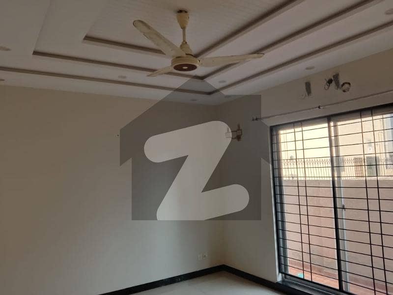 10 Marla Upper portion for Rent in Ex Air Avenue Block M