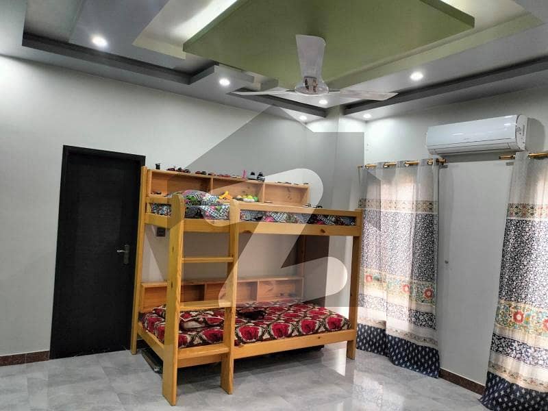 سکیم 33 کراچی میں 4 کمروں کا 8 مرلہ مکان 3.25 کروڑ میں برائے فروخت۔