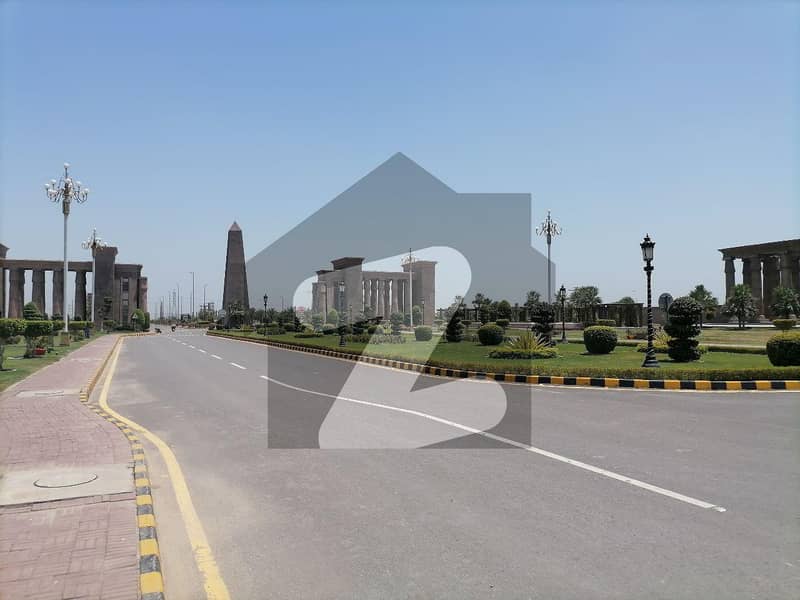6 Marla Commercial Plot In Only Rs. 15,500,000