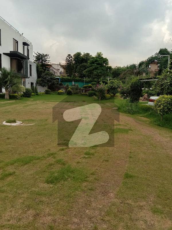 Front Open House On Main Double Road With Additional Land F11