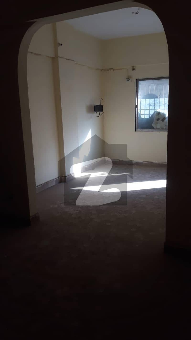 Flat Available For Sale In Prime Location Of Nagan Chowrangi