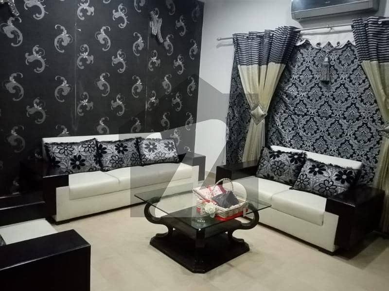 10 Marla Furnished Upper Portion For Rent in DHA Phase 5 Near to Park