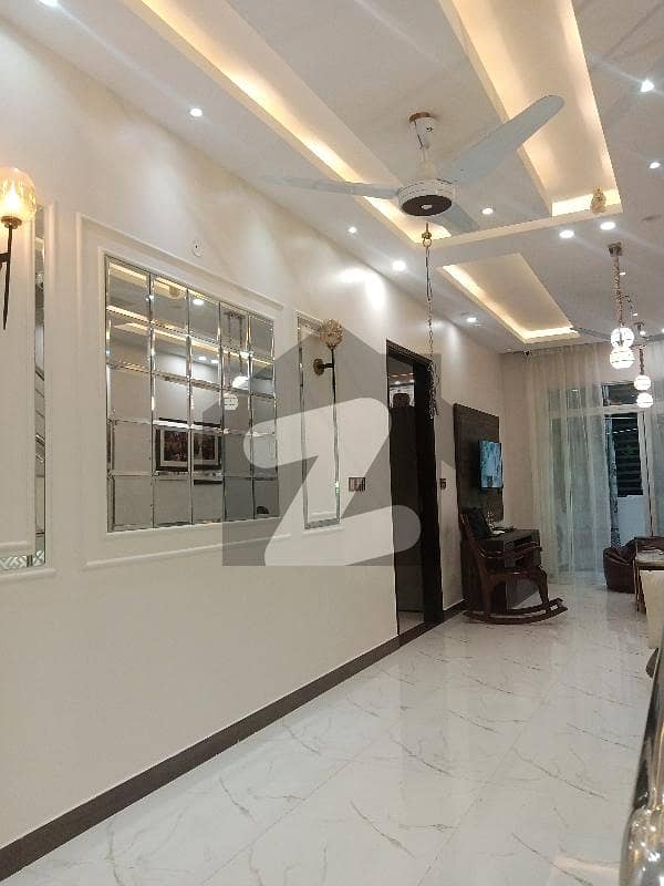 Brand New Bungalow  120sq 5 Bed Gulshan E Iqbal