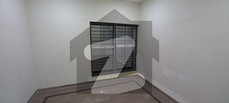 Beautiful Flats For Rent In Saddar Cantt
