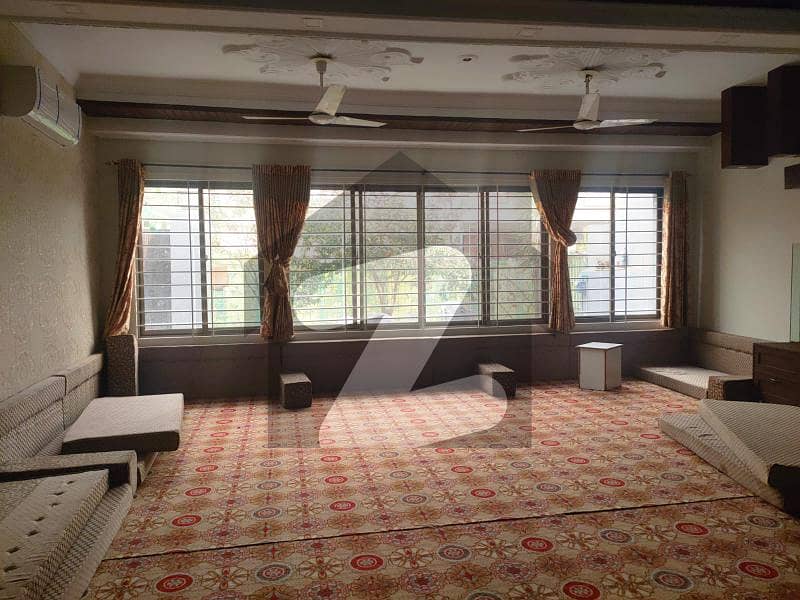سوان گارڈن اسلام آباد میں 5 کمروں کا 1 کنال مکان 5.1 کروڑ میں برائے فروخت۔