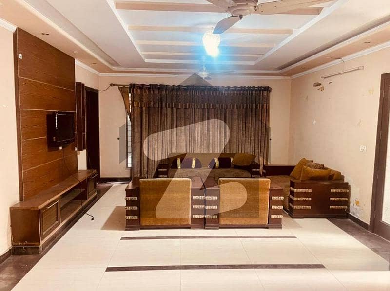 1 Kanal Lower Portion Furnished House Available  For Rent For Short Term&long Term More Option Available Call For More Details