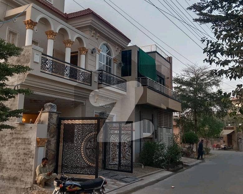 جی ٹی روڈ لاہور میں 16 مرلہ مکان 3.5 کروڑ میں برائے فروخت۔