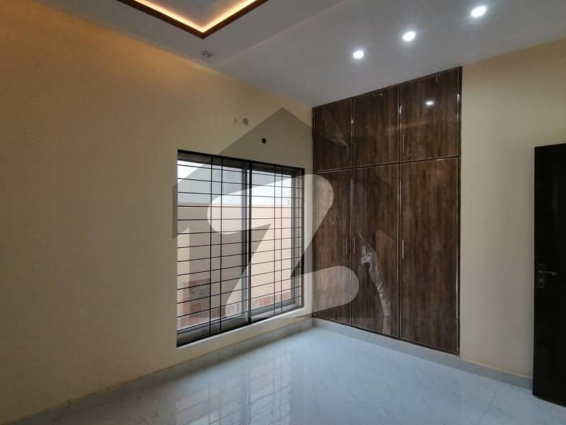 ای ایم ای سوسائٹی ۔ بلاک ایف ای ایم ای سوسائٹی لاہور میں 5 کمروں کا 1 کنال مکان 5.9 کروڑ میں برائے فروخت۔