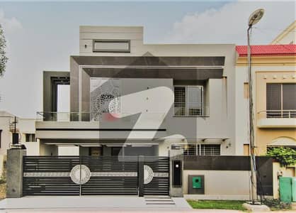 10 Marla new House for Rent in Iqbal Sector E Bahria Town
