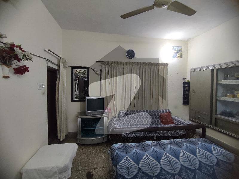 ظفر الحق روڈ راولپنڈی میں 3 کمروں کا 5 مرلہ مکان 1.65 کروڑ میں برائے فروخت۔