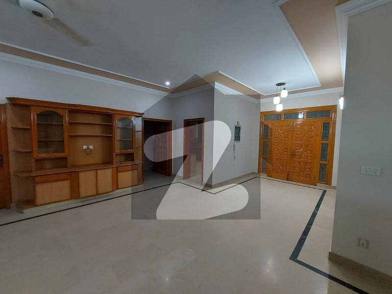 1 Kanal Portion For Rent Lower Portion