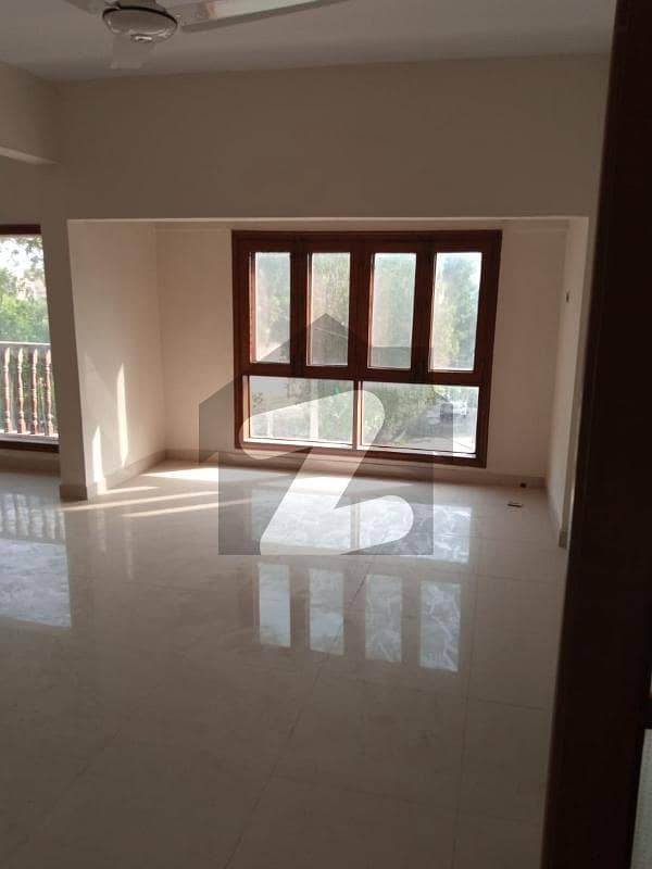 2800 Square Feet Flat For Sale In Sea View Apartments Sea View