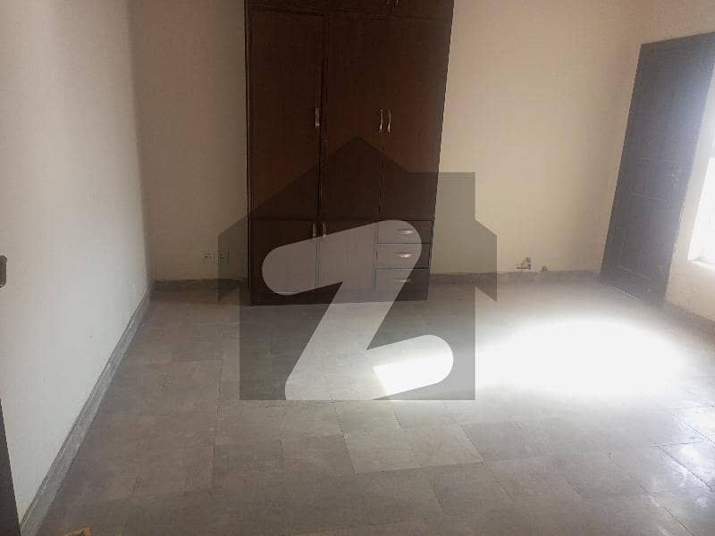 Dha Phase 2 Islamabad 1 Kanal Use Upper Portion For Rent