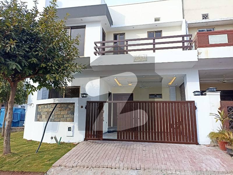 Sector G 7 Marla Park Face House for Rent In Bahria Enclave Islamabad.