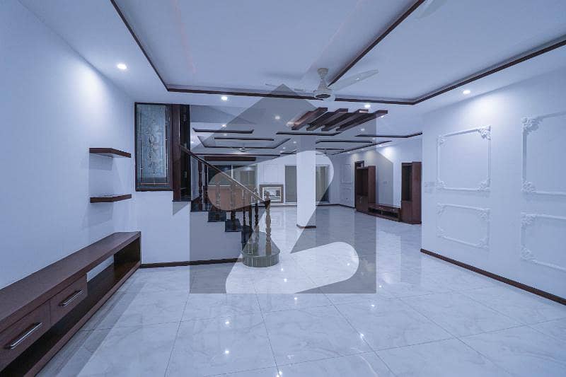 1 Kanal Brand New House For Rent In Dha Phasen 5 .