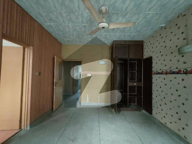 10-marla, 03-bed Room's, Ground Floor Flat Available For Rent In Askari-02 Lahore Cantt.