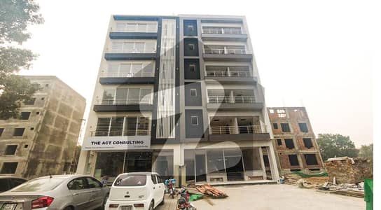 بحریہ ٹاؤن سیکٹر ای بحریہ ٹاؤن لاہور میں 5 مرلہ عمارت 14 کروڑ میں برائے فروخت۔