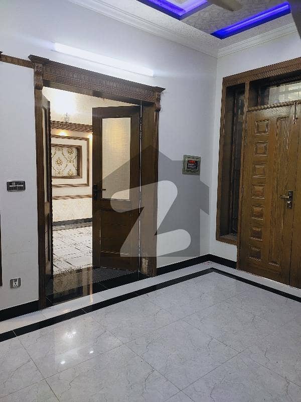 جی ۔ 14 اسلام آباد میں 7 کمروں کا 5 مرلہ مکان 1.15 لاکھ میں کرایہ پر دستیاب ہے۔