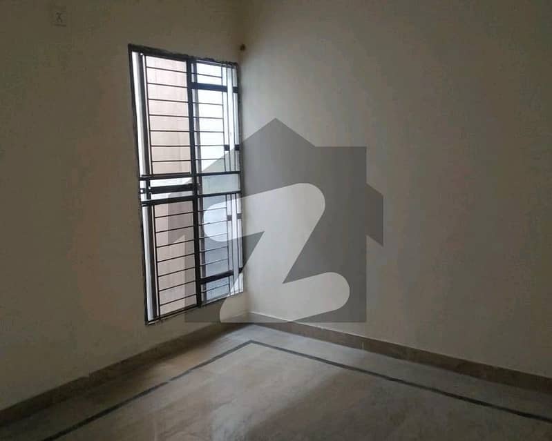 In Model Town Link Road House For sale Sized 3 Marla