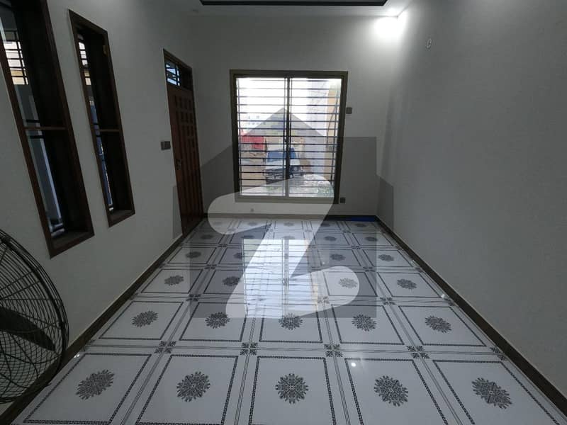 Double Storey 240 Square Yards House For sale In Saadi Town - Block 2 Karachi