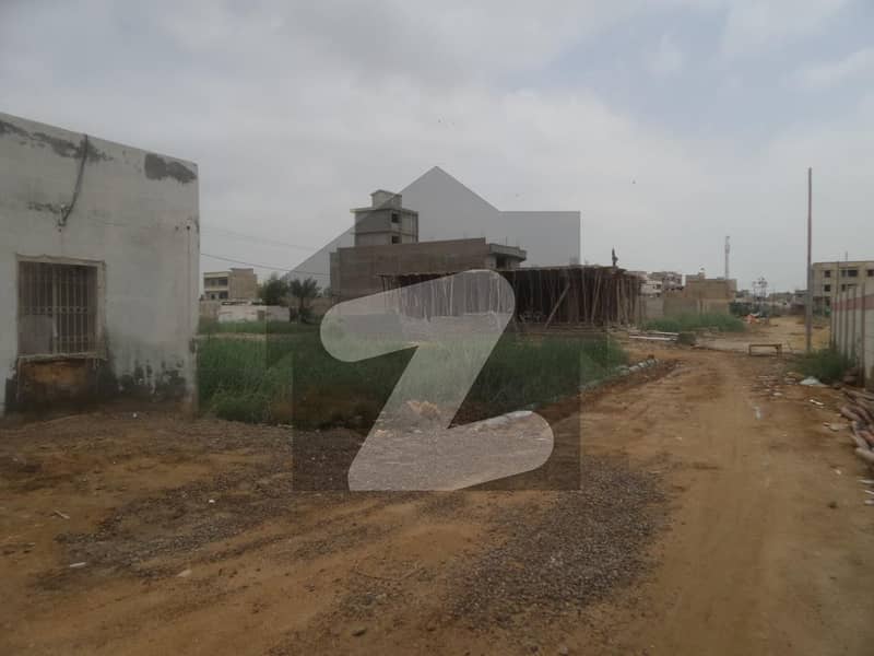 720 Square Feet Residential Plot Ideally Situated In Shah Latif Town