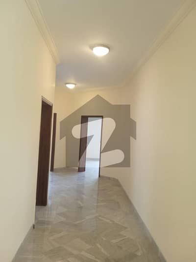 Beautiful Marble Floor 5 Beds House For Rent