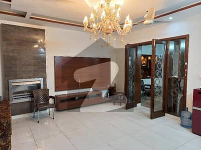 Kanal 4 Bed Superb Lower Portion In Wapda Town