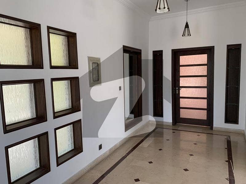 1 Kanal Non Furnished House For Rent Availlable Bahria Town Phase 8