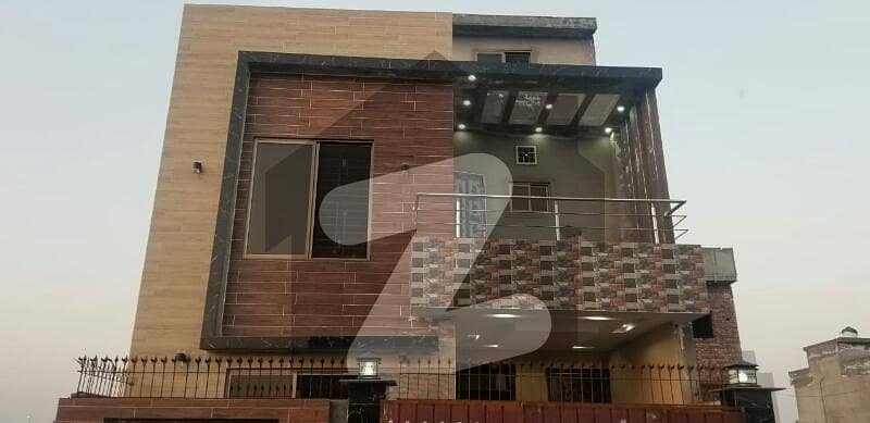 5 Marla Double Storey House For Sale Block M Khayaban E Amin