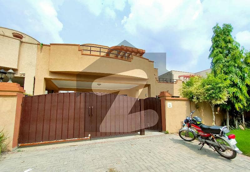 01-Kanal, 05-Bedroom's, Double Storey House Available For Rent in Askari-10 Lahore Cantt.