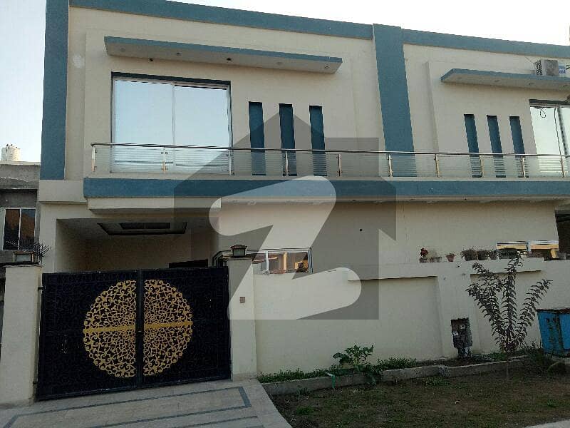 5 Marla double Storey House for rent block L Khayaban e Amin