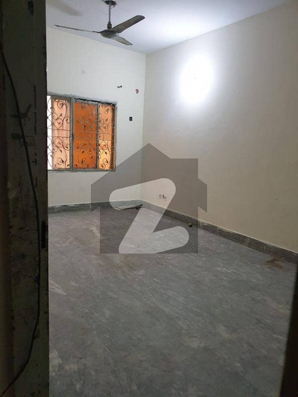 5 Marla Separate Upper Portion Available For Rent In Ichara Near By Samanabad
