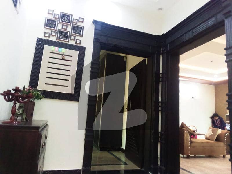 10 MARLA UPPER PORTION FOR RENT WITH GAS