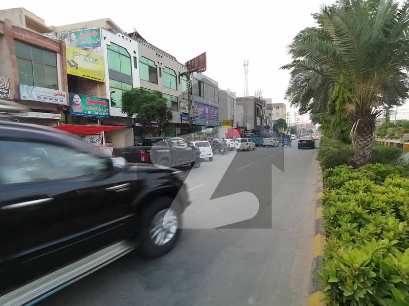 425 Square Feet Shop For sale In Wapda Town