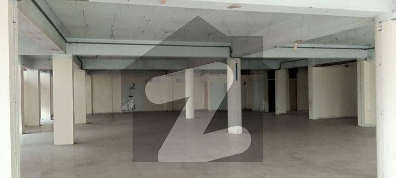 G-9 MARKAZ 8,000 Sqft SUITABLE FOR INSTITUTE,GYM ETC Beautiful FLOOR Available For Rent