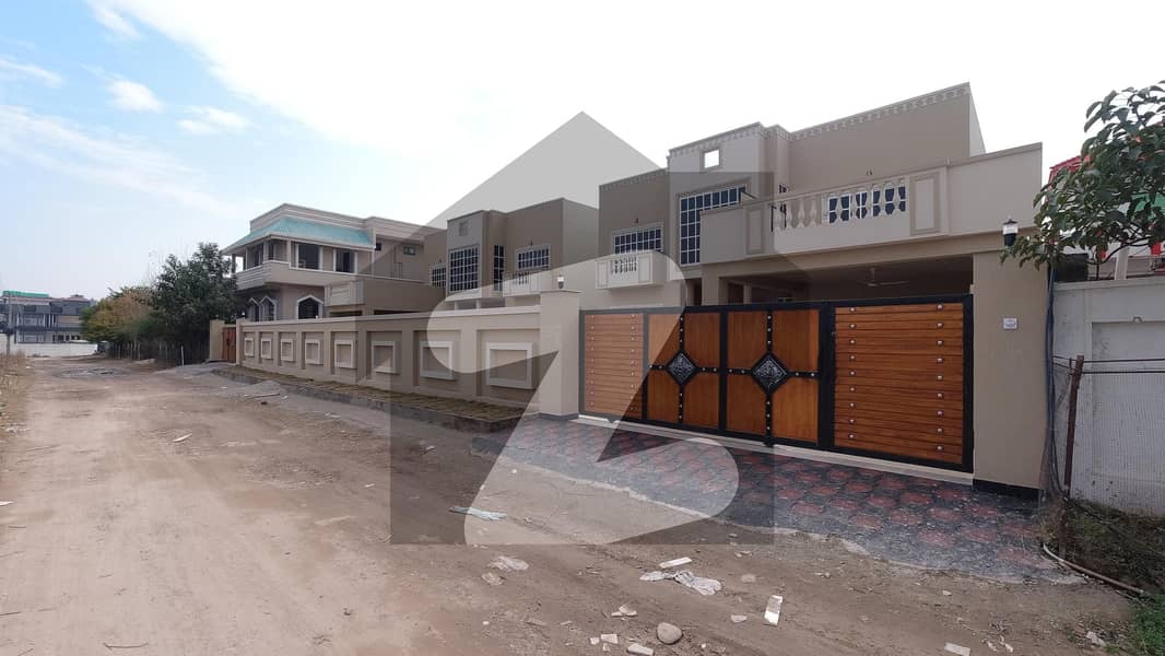 1 Kanal Brand New House for Sale Near Park View and Bahria Enclave