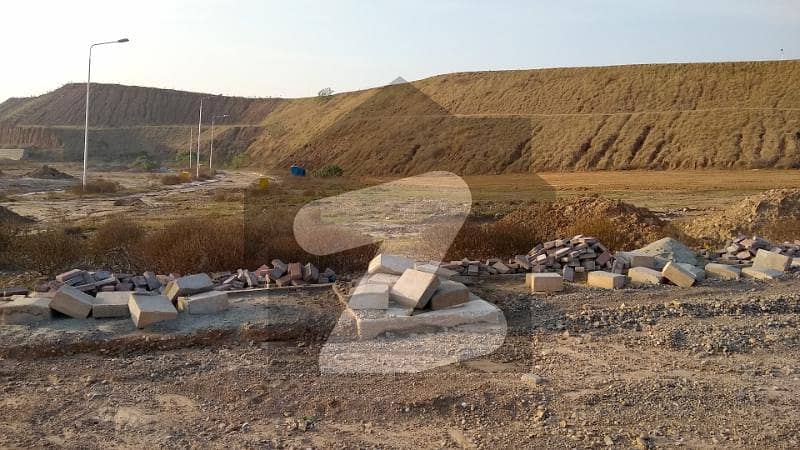 Open Transfer Commercial Plot No. 33 available in Bahria Hamlet