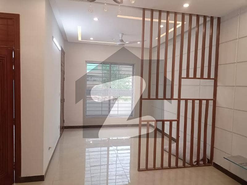 5 Marla Like New Ground Portion For Rent 5 Marla Like New Ground Portion For Rent