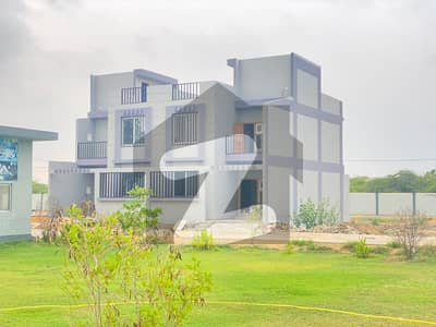 A beautiful ready to move house available in the peaceful society of Malir