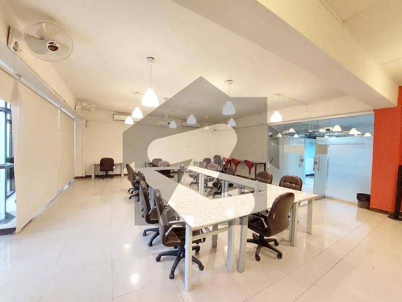 Rented Office Above Gloria Jeans In F-11 Markaz For Sale