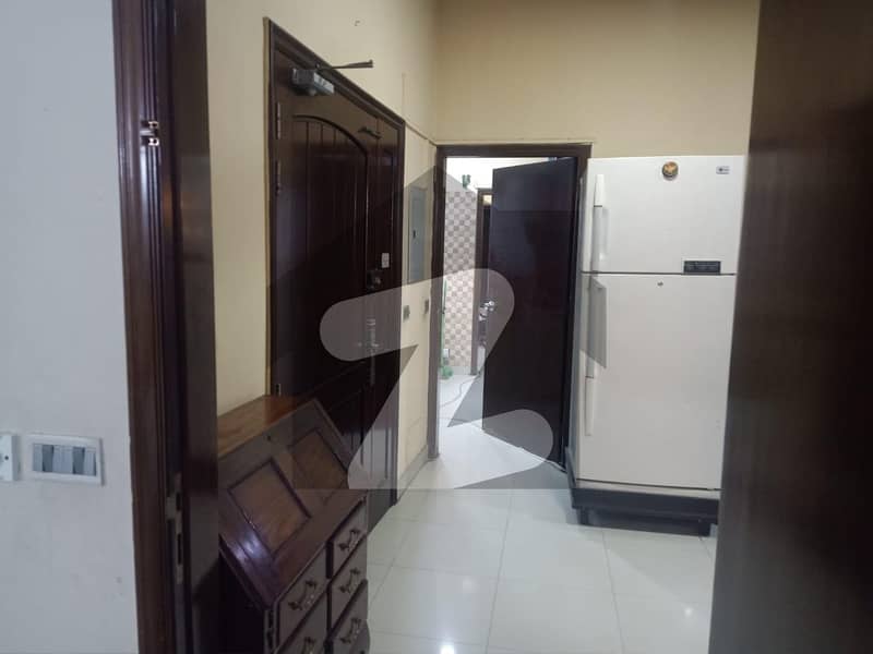 Good 2300 Square Feet Flat For sale In F-11