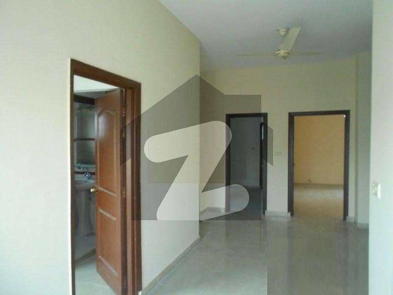 10 Marla 3 Bed Rooms House For Rent