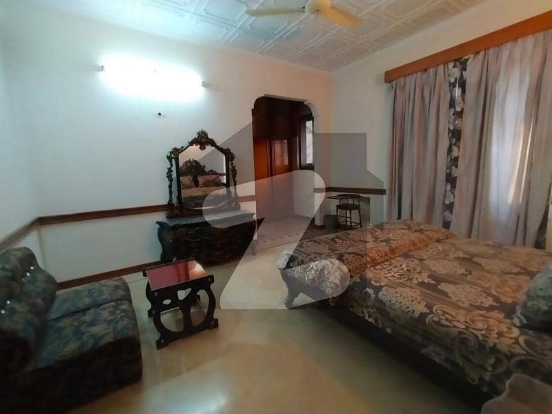 Furnished 2 Kanal  Luxury Bungalow For Rent In Main Cantt