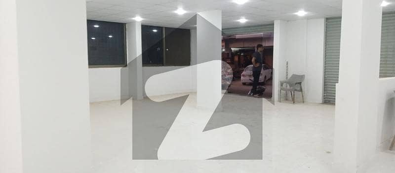 کلفٹن ۔ بلاک 2 کلفٹن کراچی میں 11 مرلہ دفتر 3 لاکھ میں کرایہ پر دستیاب ہے۔