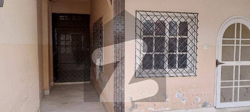 نارتھ ناظم آباد ۔ بلاک آر نارتھ ناظم آباد کراچی میں 6 کمروں کا 8 مرلہ مکان 2.45 کروڑ میں برائے فروخت۔