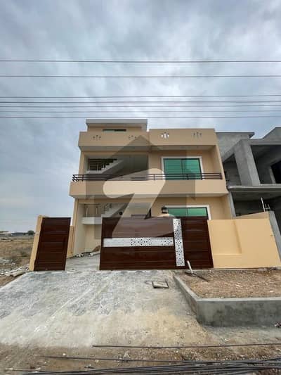 10 Marla Newly Built House For Sale In Awt