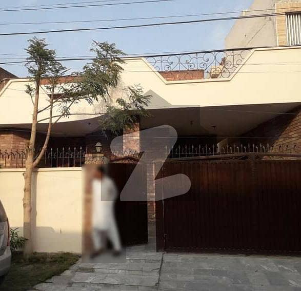 کینال ویو لاہور میں 5 کمروں کا 14 مرلہ مکان 4.5 کروڑ میں برائے فروخت۔