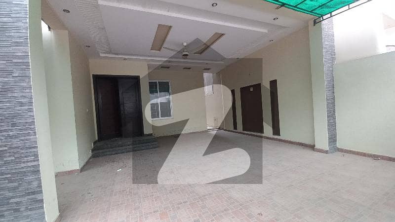 10 Marla House Wapda Town Ph-1 For Rent